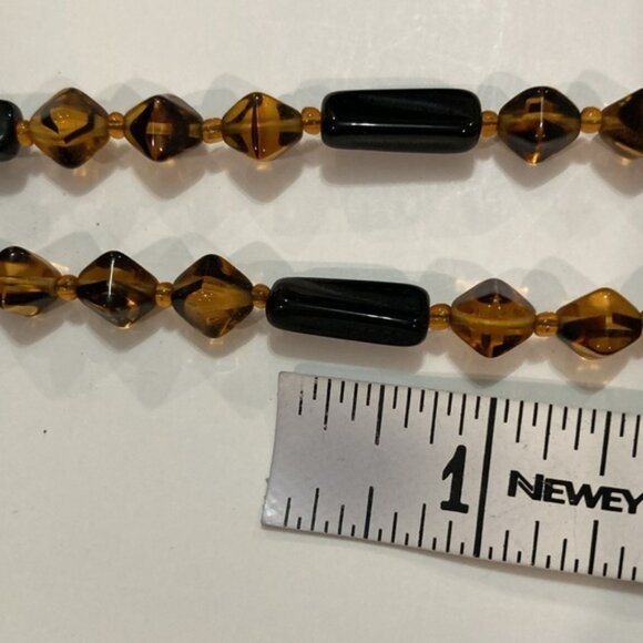 Black and Brown iridescent beaded Necklace - Picture 6 of 9